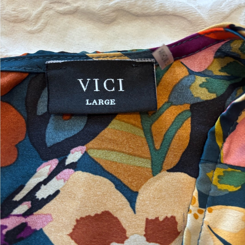 Vici Silky Elegant Multicolor Floral Print Pantsuit chic - Picture 14 of 14